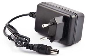 M Tiger Sports 230V-laddare